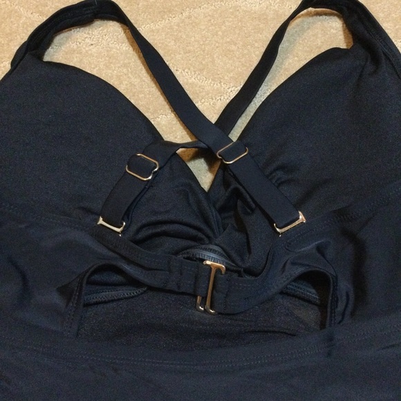Terra & Sky NWT Twist with Mesh Inset One-Piece Swimsuit, 1X (16W-18W) - Picture 11 of 14